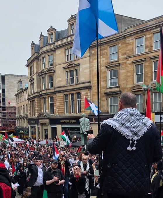 Palestinian Ambassador Husam Zomlot addresses the crowd in Glasgow